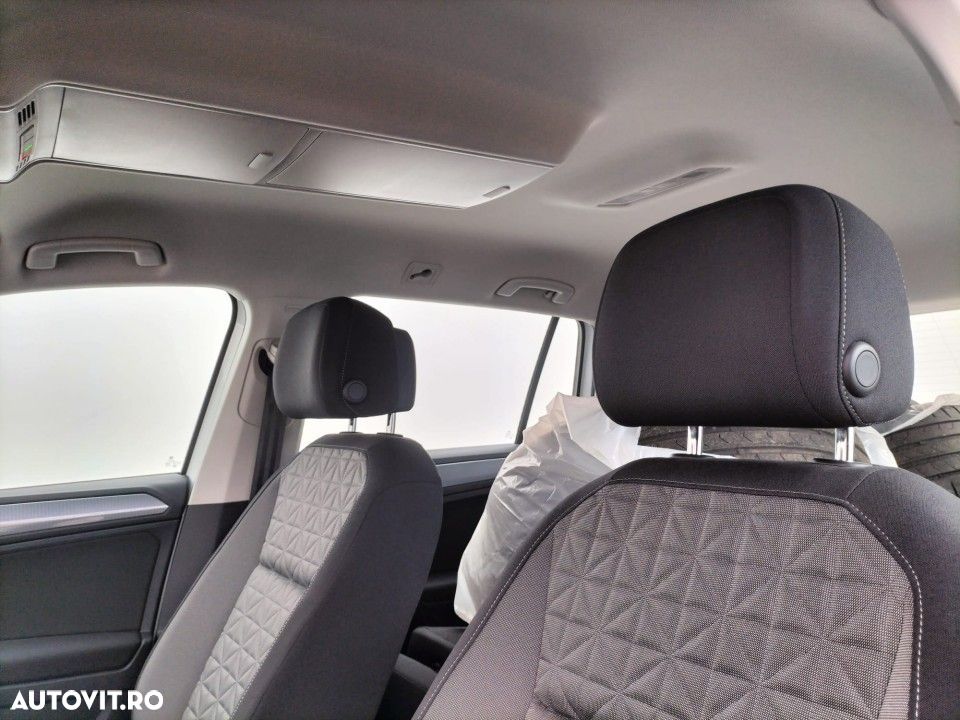 Volkswagen Tiguan - 9