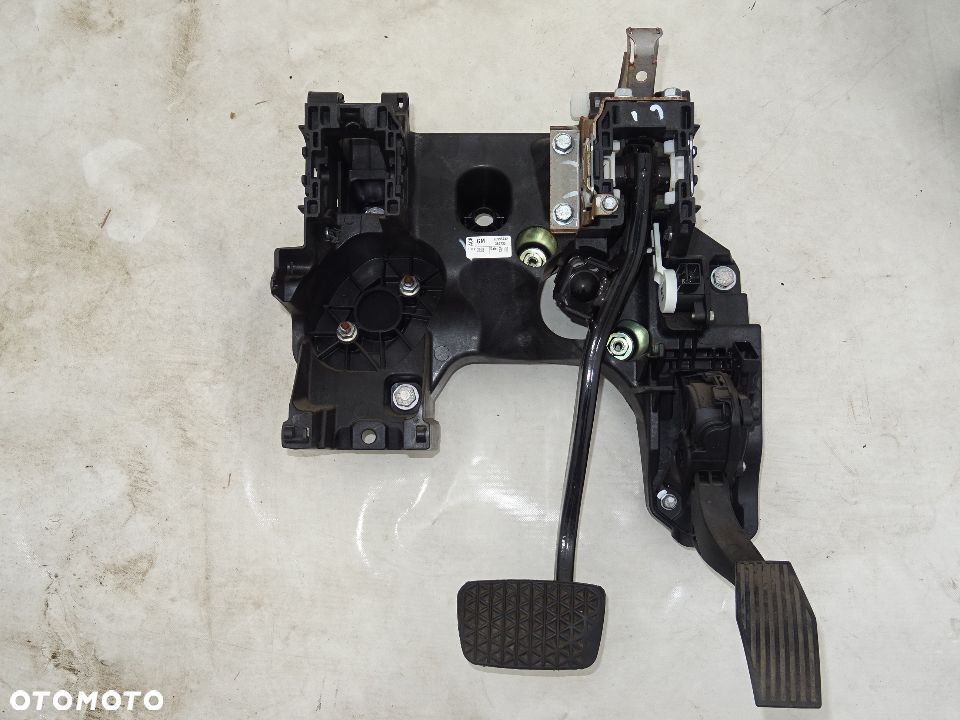 PŁYTA POD PEDAŁY OPEL INSIGNIA EUROPA przekładka do anglika - 6