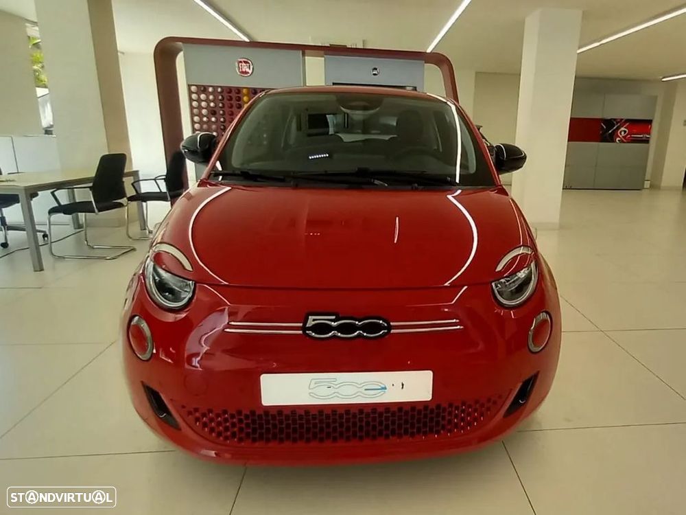 Fiat 500e (RED) - 7