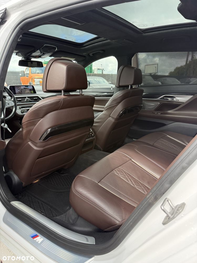 BMW Seria 7 - 7