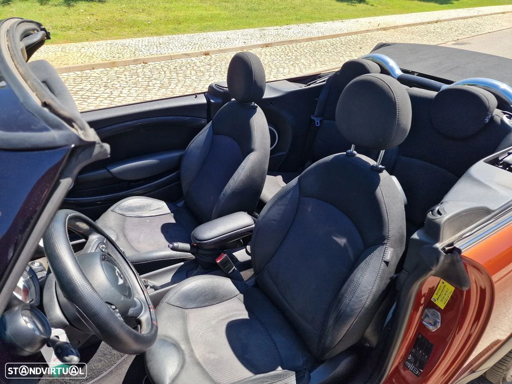 MINI Cabrio Cooper SD - 23