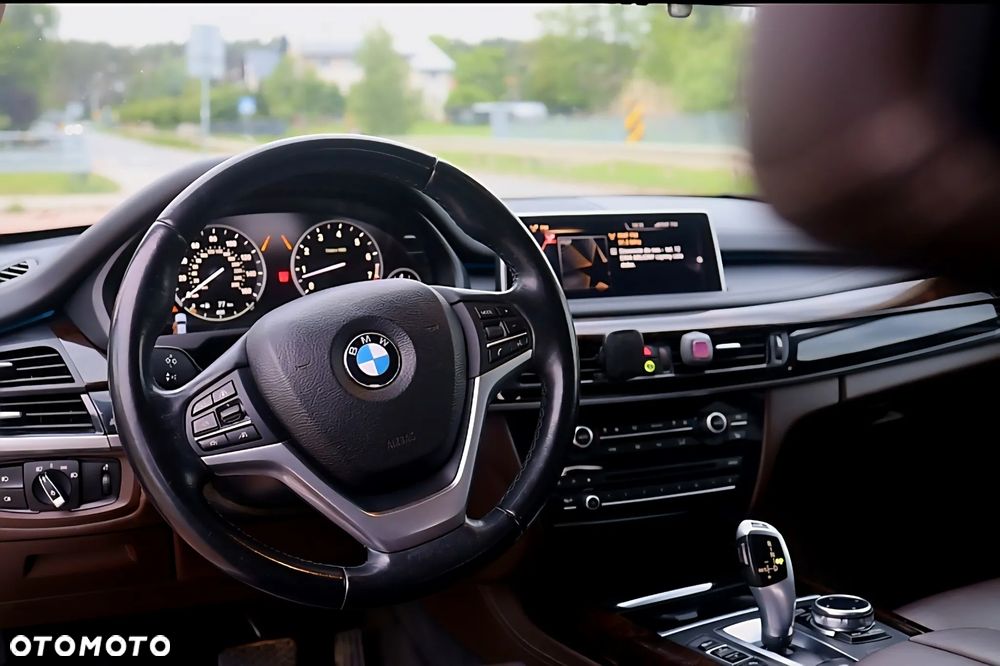 BMW X5 xDrive35i Edition Exclusive - 5