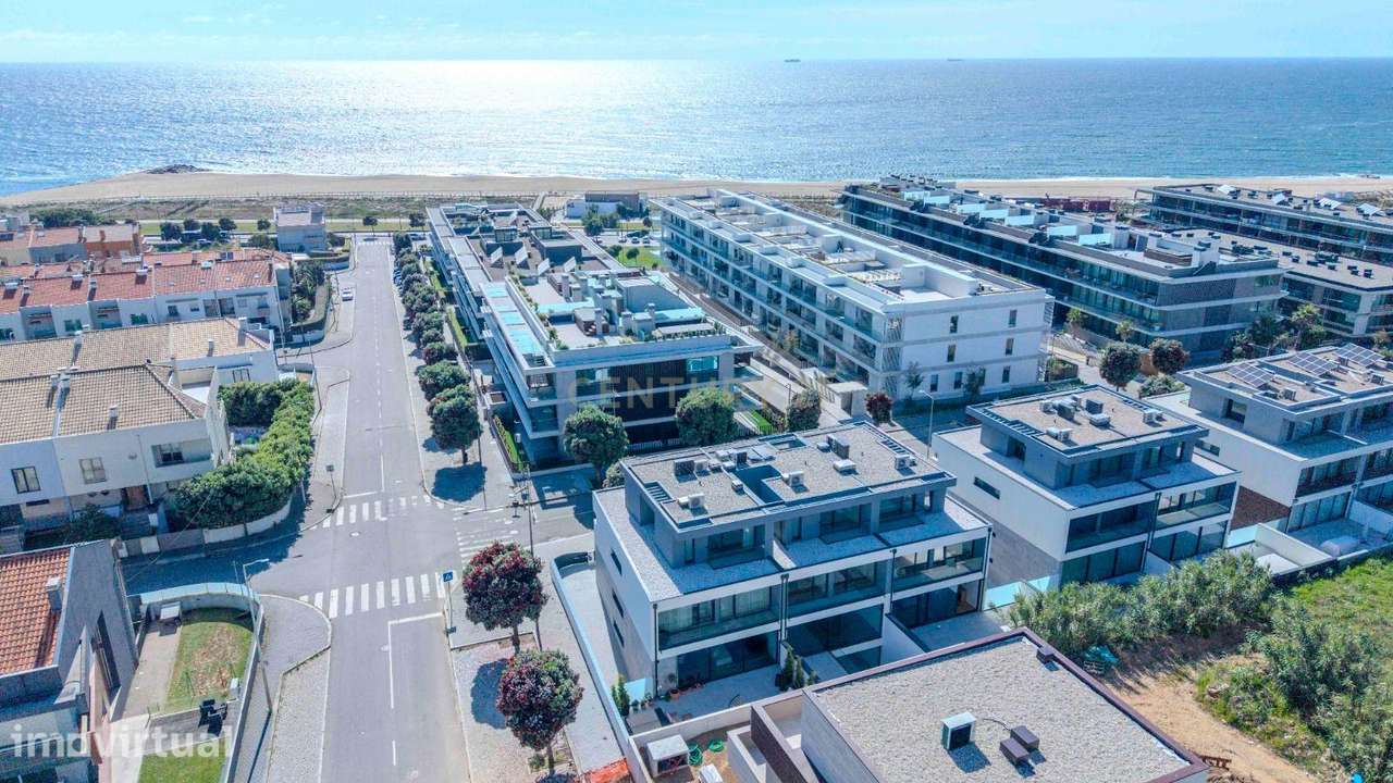 Moradia nova T4+1, de luxo, a escassos metros da Praia de Canidelo-  P - Grande imagem: 2/60