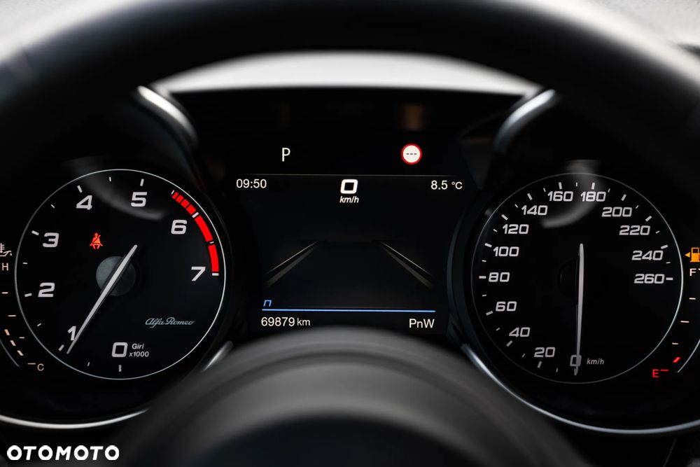 Alfa Romeo Giulia 2.0 Turbo Super - 35