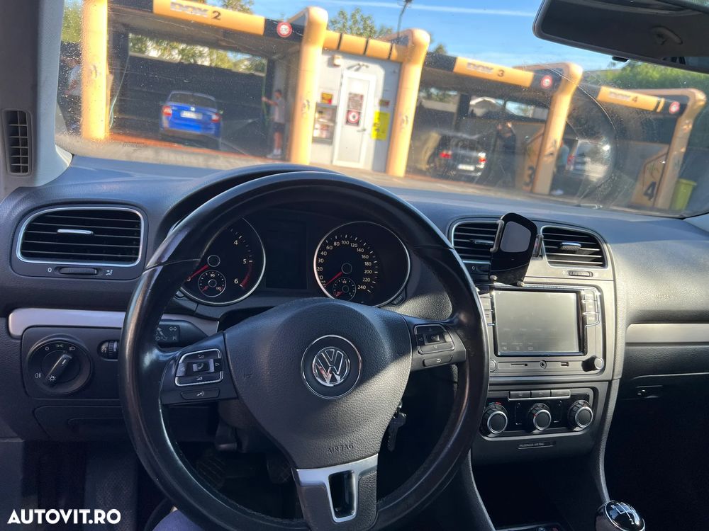 Volkswagen Golf - 16