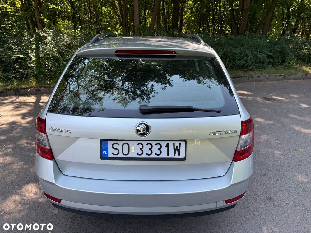 Skoda Octavia 1.6 TDI Ambition - 11