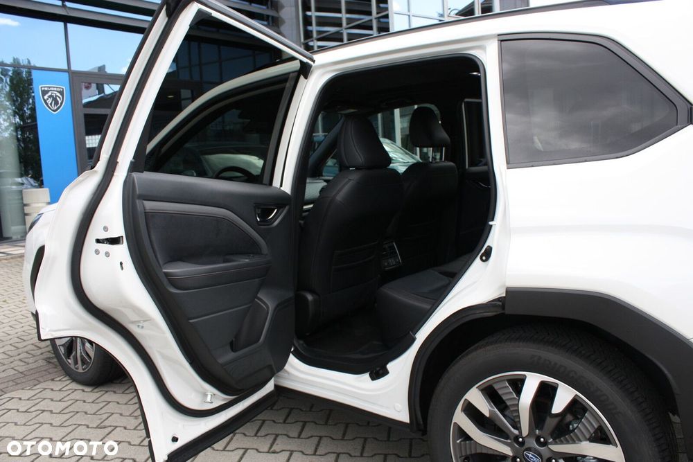 Subaru Forester 2.0i-L Platinum (EyeSight) Lineartronic - 16
