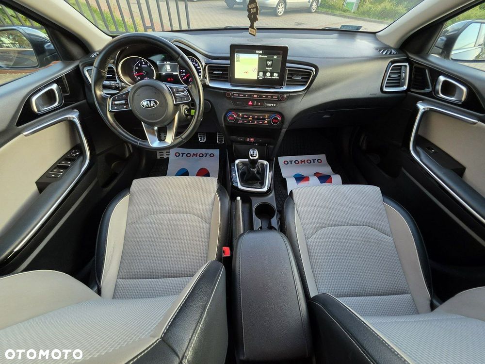 Kia Ceed Cee'd 1.4 L Business Line - 26