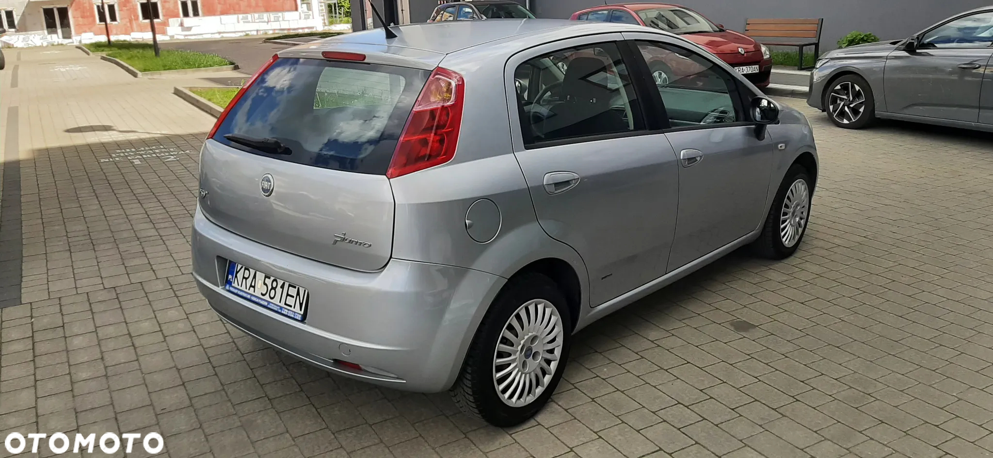 Fiat Grande Punto - 9