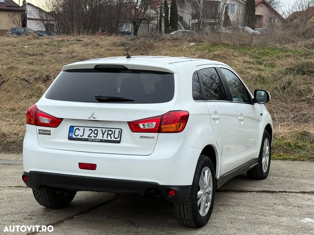Mitsubishi ASX - 4