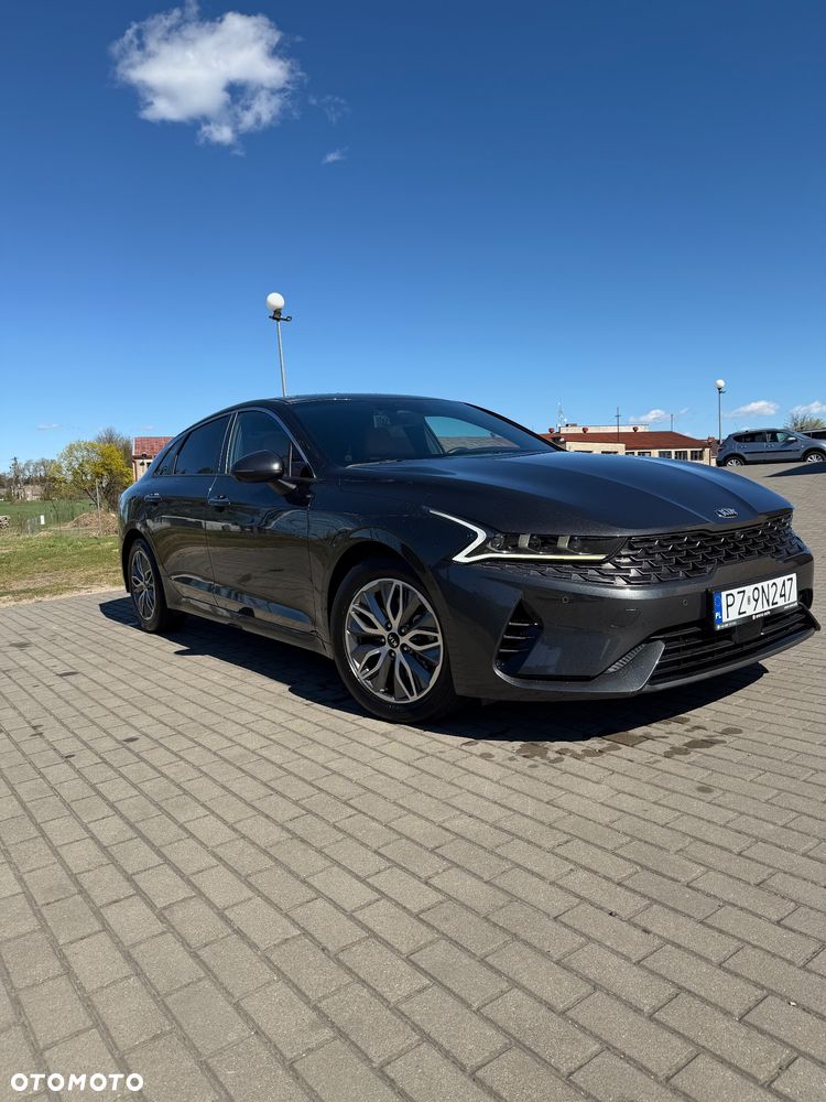 Kia K5 - 4