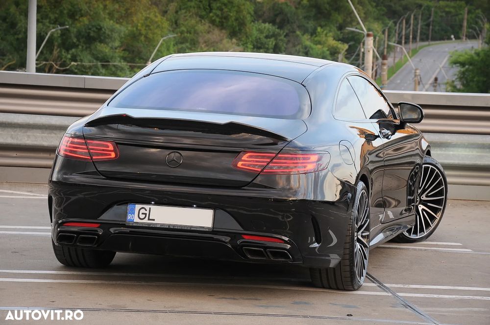 Mercedes-Benz S 500 4MATIC Aut - 12