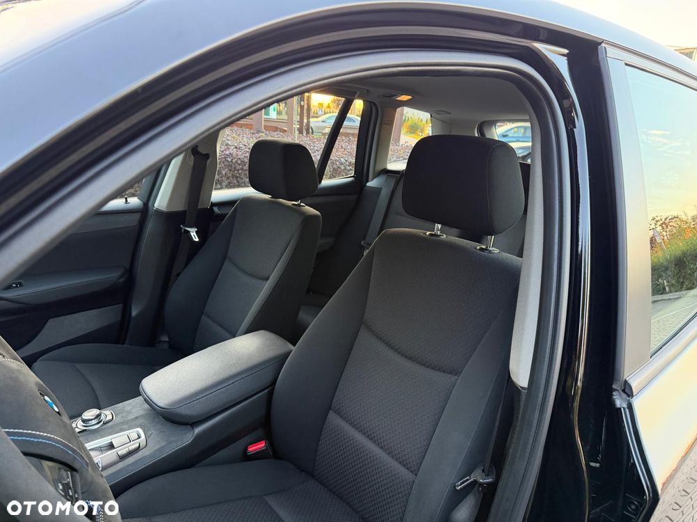 BMW X3 xDrive20d - 14