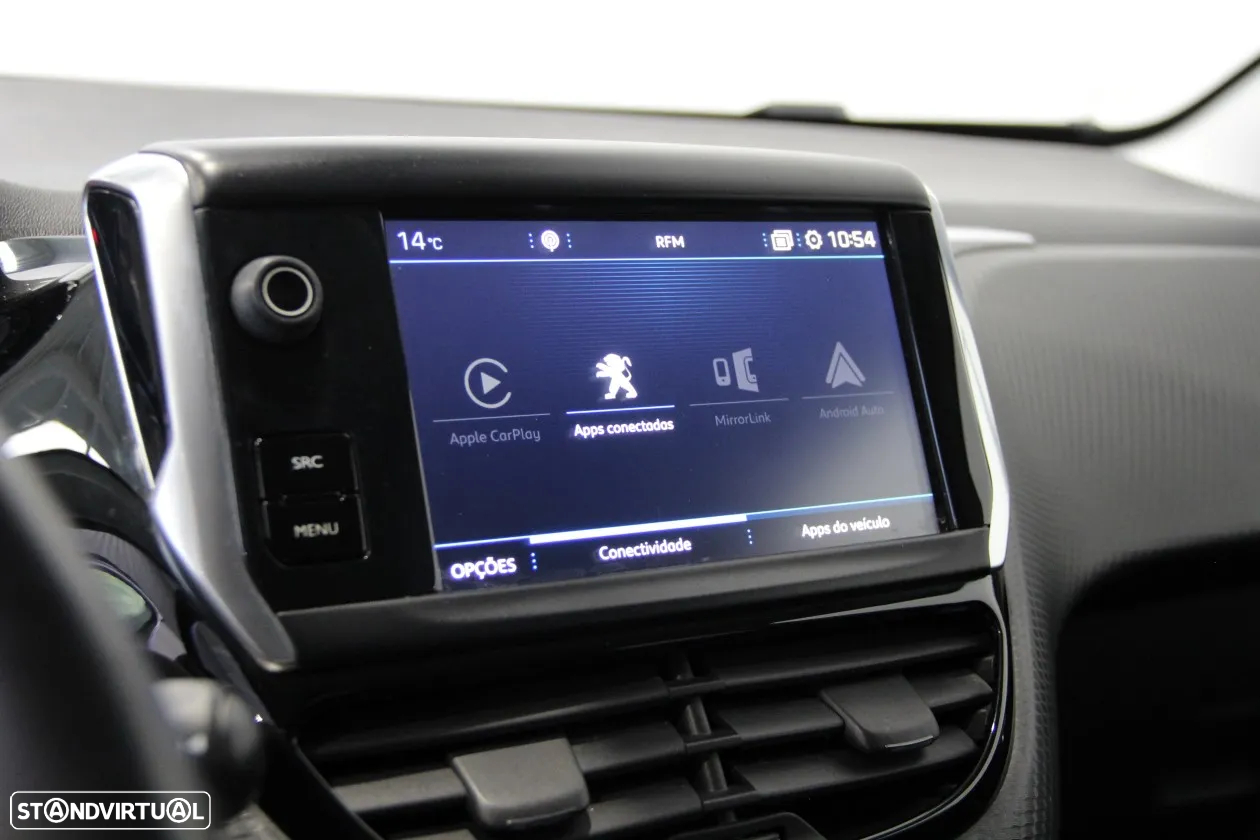 Peugeot 2008 1.2 PureTech Signature - 23