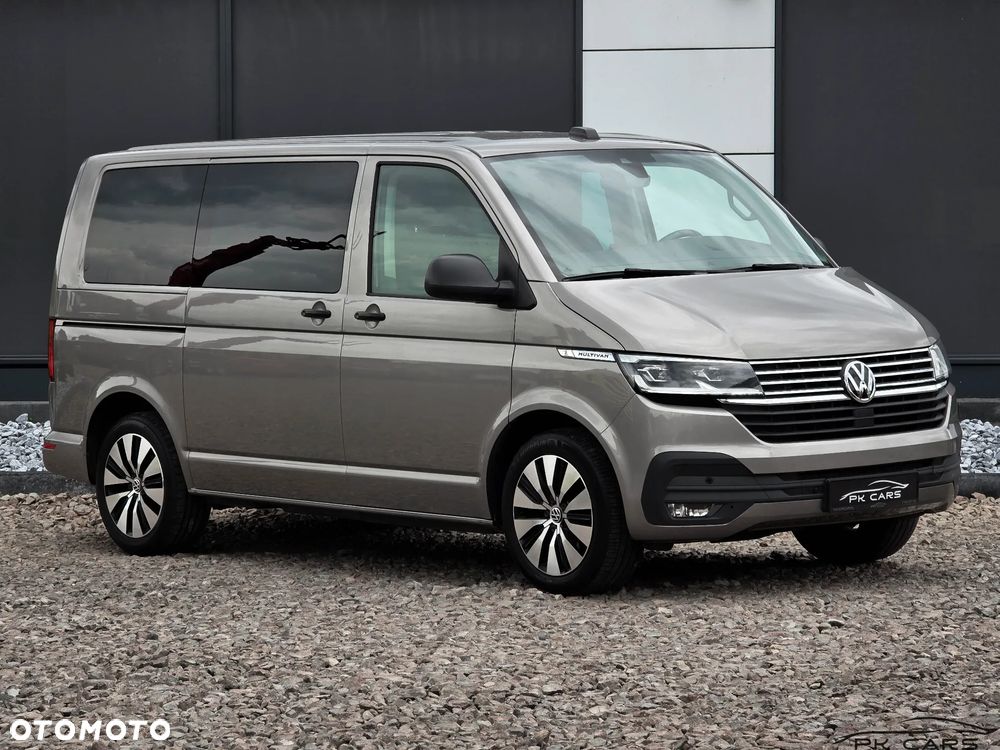 Volkswagen Multivan - 12