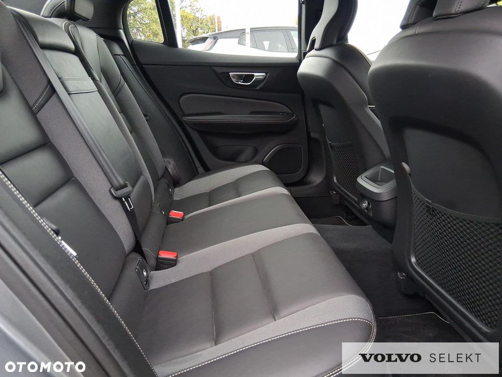 Volvo S60 - 16
