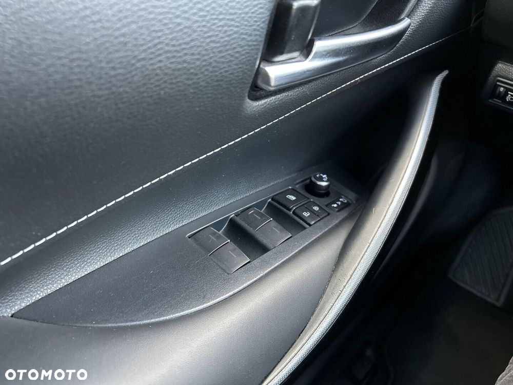 Toyota Corolla 2.0 Hybrid Comfort - 21