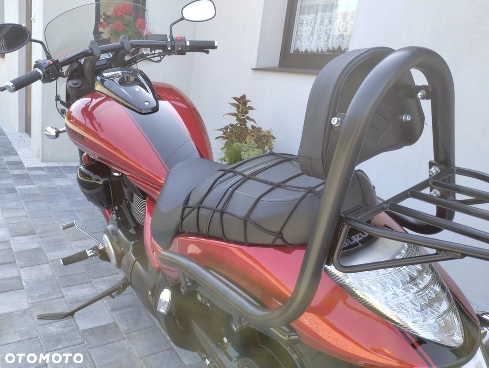 Suzuki Boulevard - 10