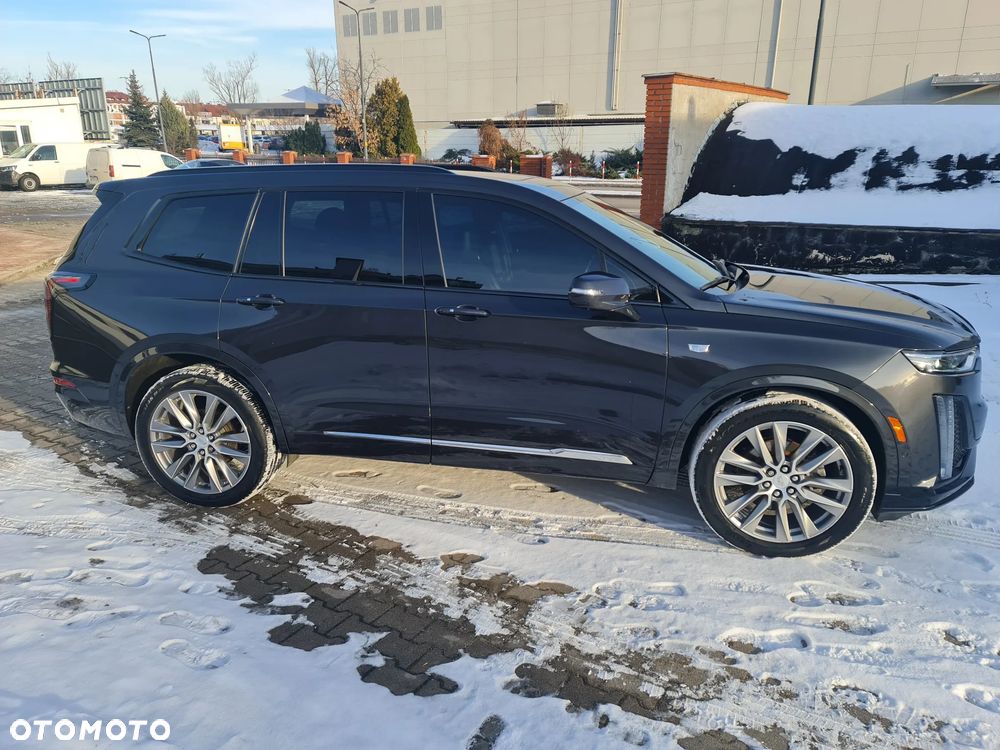 Cadillac XT6 - 3