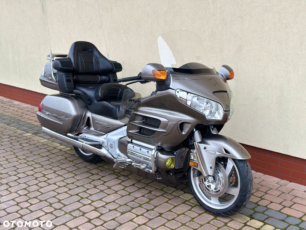 Triumph Rocket - 1