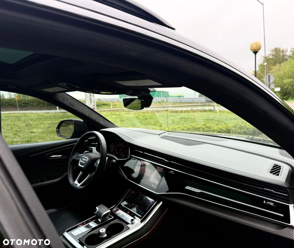 Audi RS Q8 - 12