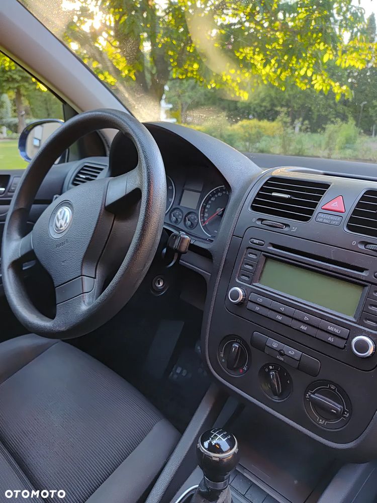 Volkswagen Golf 1.9 TDI DPF Comfortline - 5