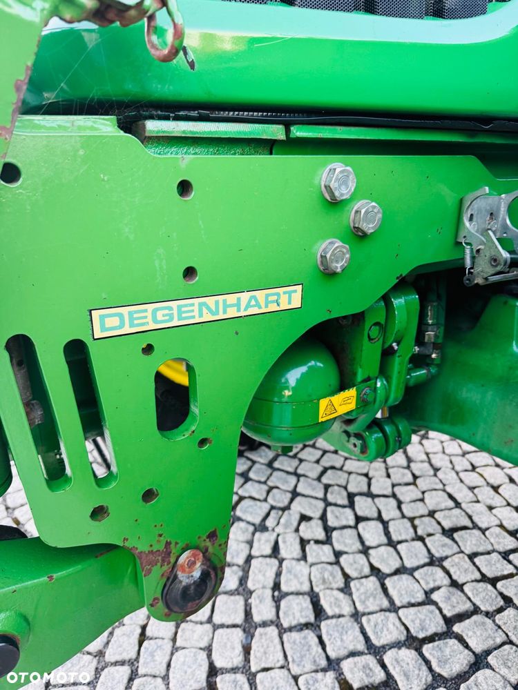 John Deere 6820 - 12