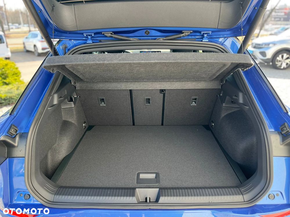 Volkswagen T-Roc 1.5 eTSI OPF DSG R-Line - 21