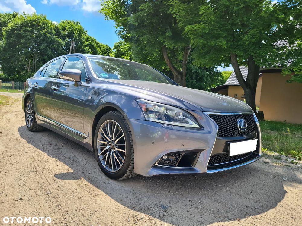 Lexus LS 600h F Sport - 3