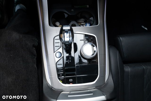 BMW X5 xDrive30d - 23