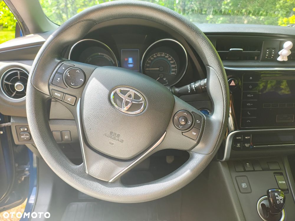 Toyota Auris Hybrid 135 Active - 11