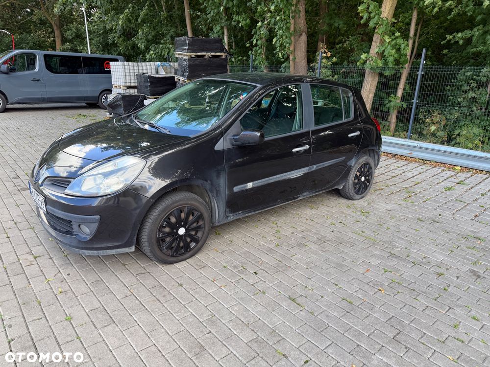 Renault Clio 1.2 16V 75 Expression - 2