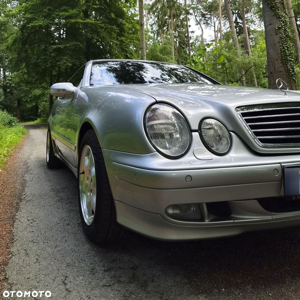 Mercedes-Benz CLK - 39