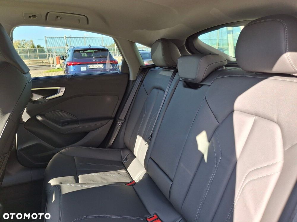 Audi A5 Limousine - 22