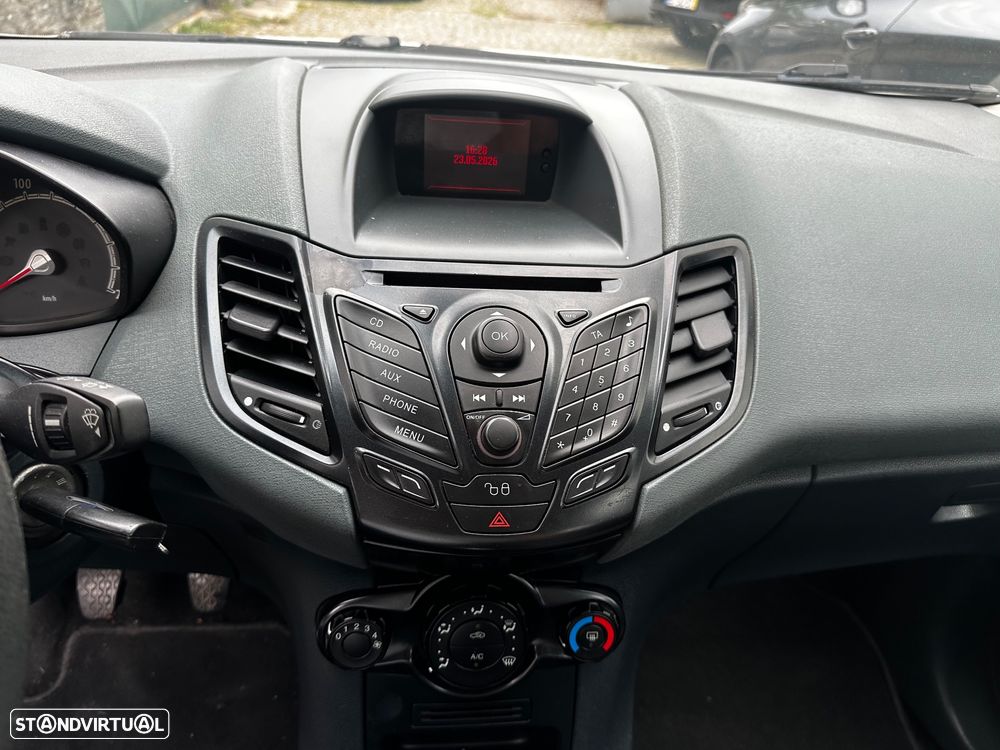 Ford Fiesta 1.4 TDCI van - 28
