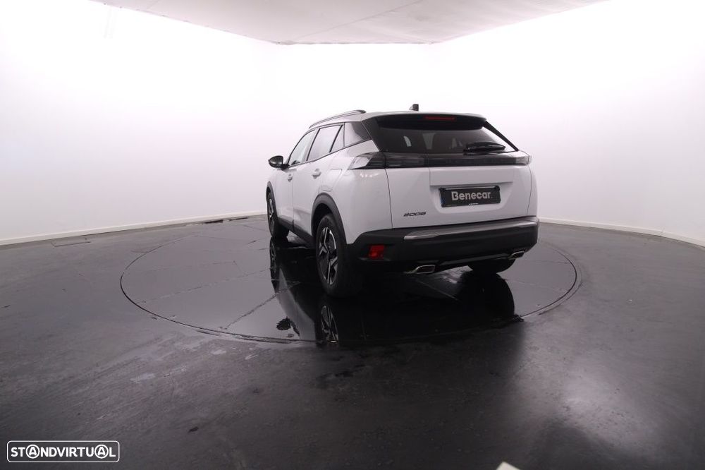 Peugeot 2008 1.2 PureTech Allure EAT8 - 5