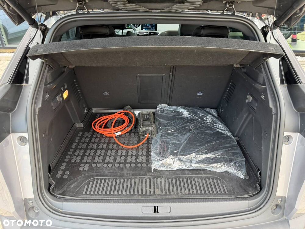 Peugeot 3008 1.6 PureTech Hybrid4 PHEV GT S&S EAT8 - 27