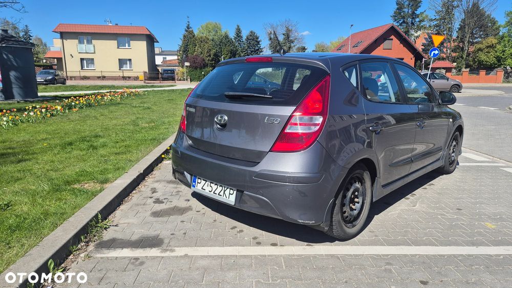 Hyundai i30 1.4 Base - 10