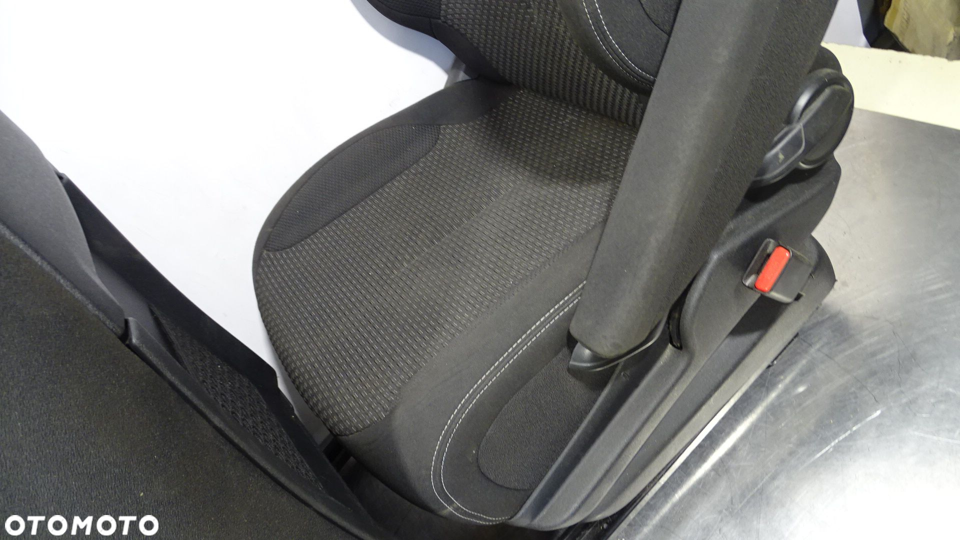 FOTELE PRZÓD CITROEN C4 PICASSO 1.6HDI - 24