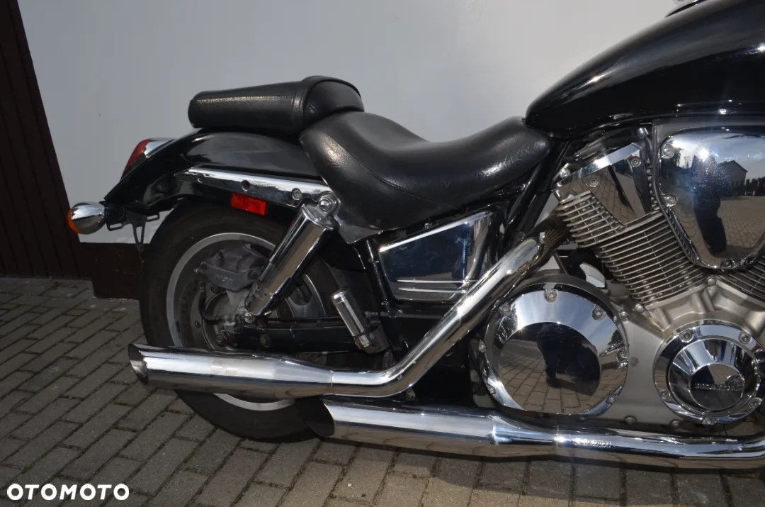 Honda VTX - 22