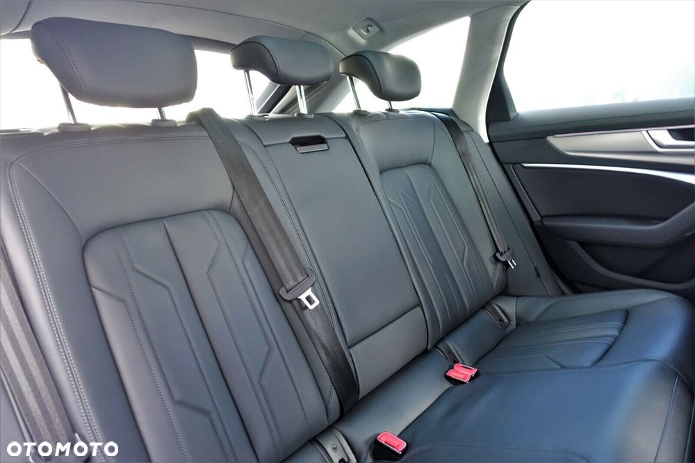 Audi A6 - 8