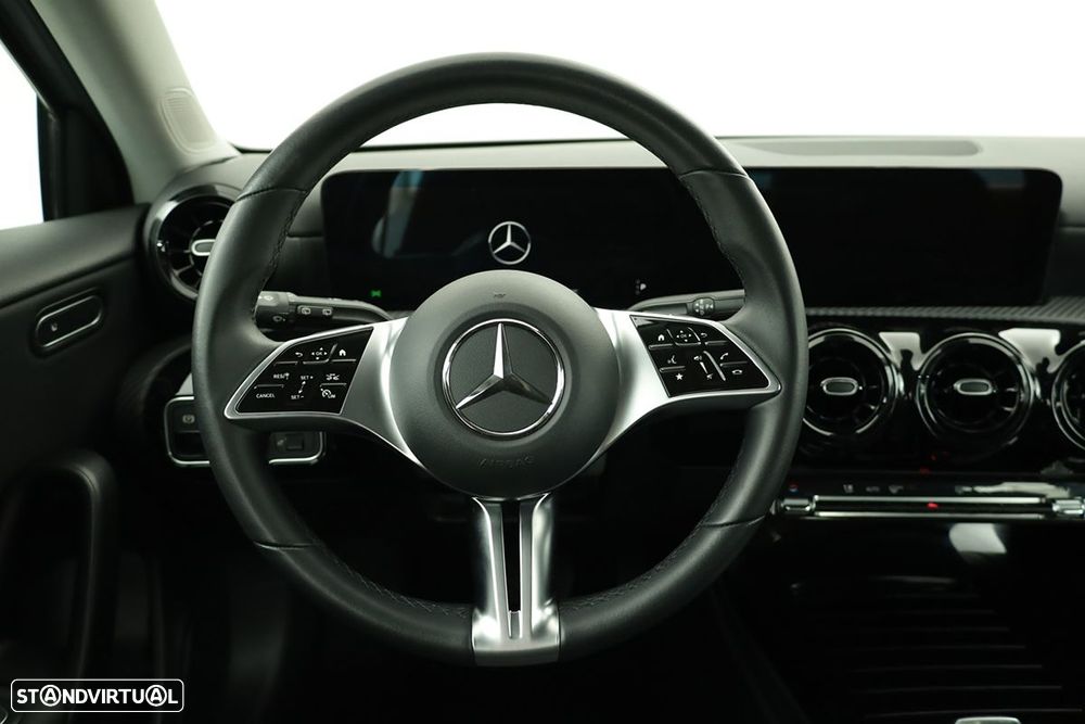 Mercedes-Benz A 200 Standard - 15