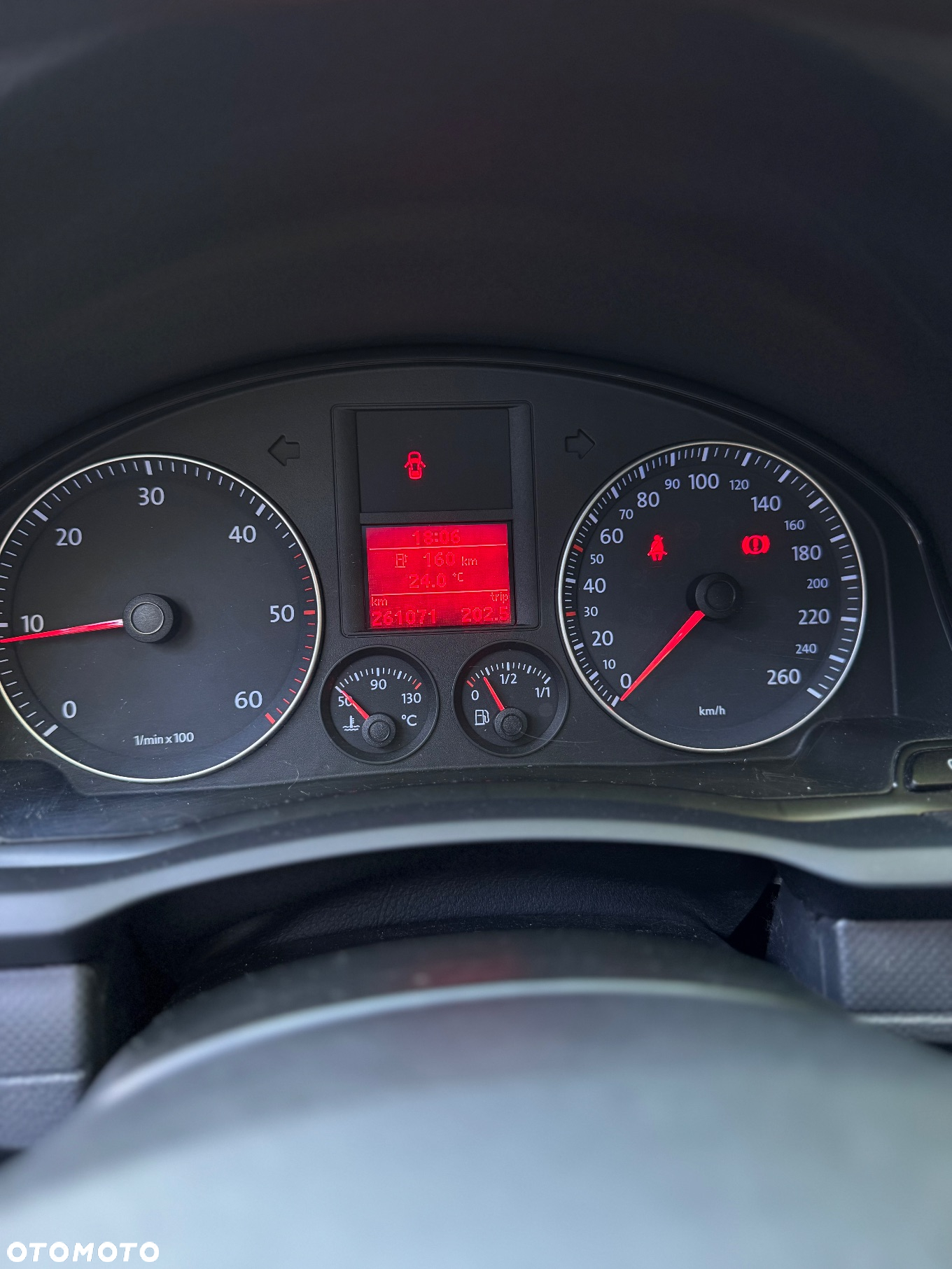 Volkswagen Golf V 2.0 TDI Comfortline - 14