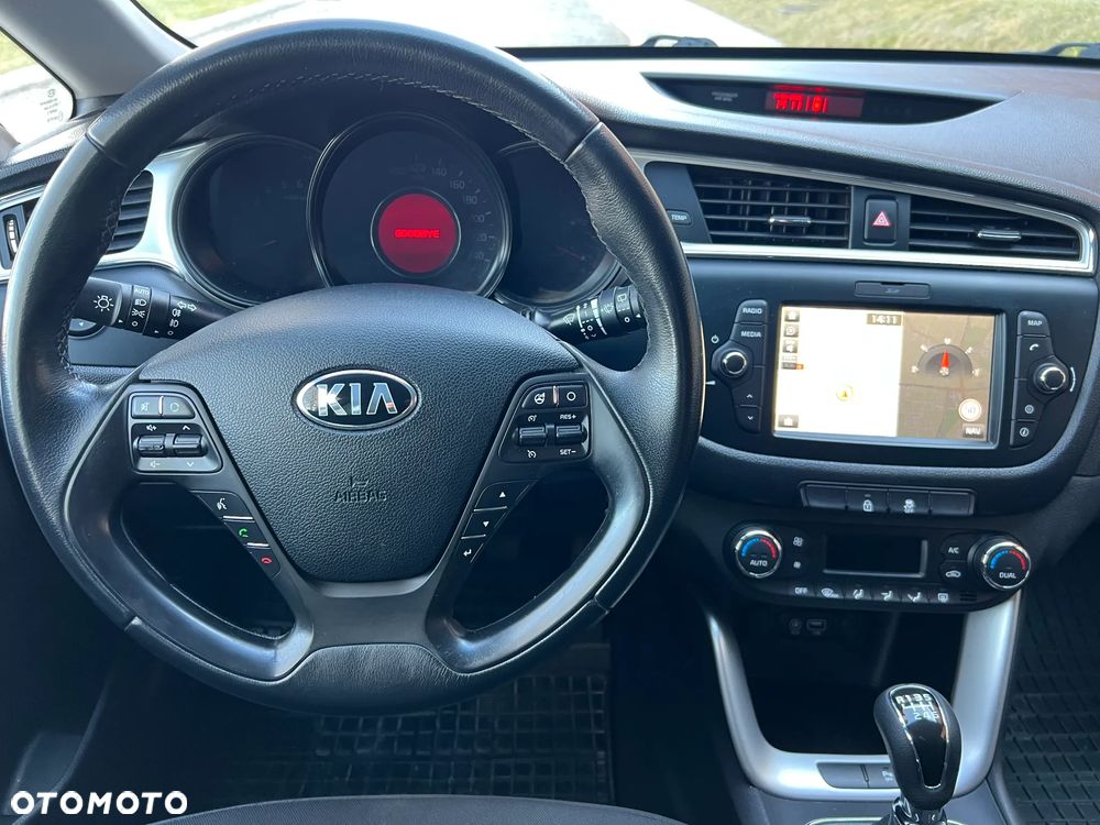 Kia Ceed 1.6 CRDi M - 17
