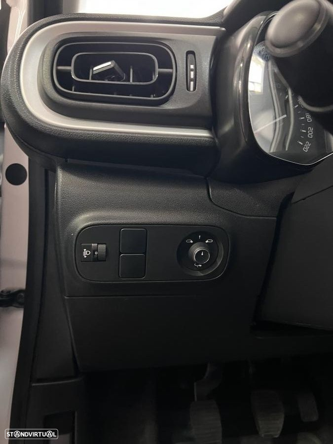 Citroën C3 1.2 PureTech Shine - 6
