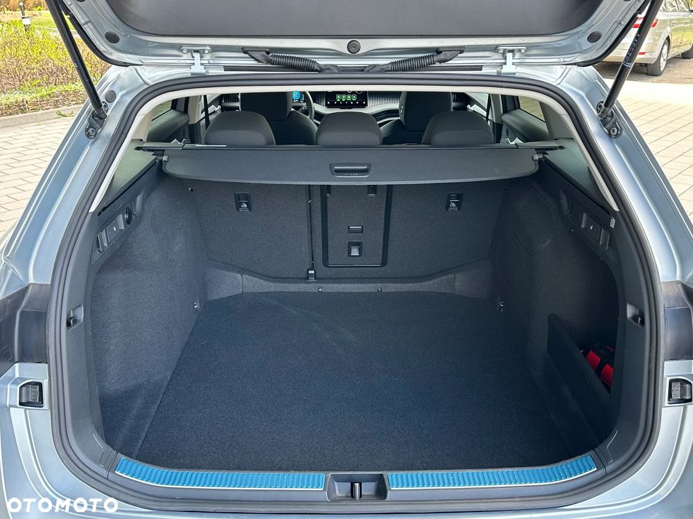 Skoda Superb 1.5 TSI mHEV Selection DSG - 21