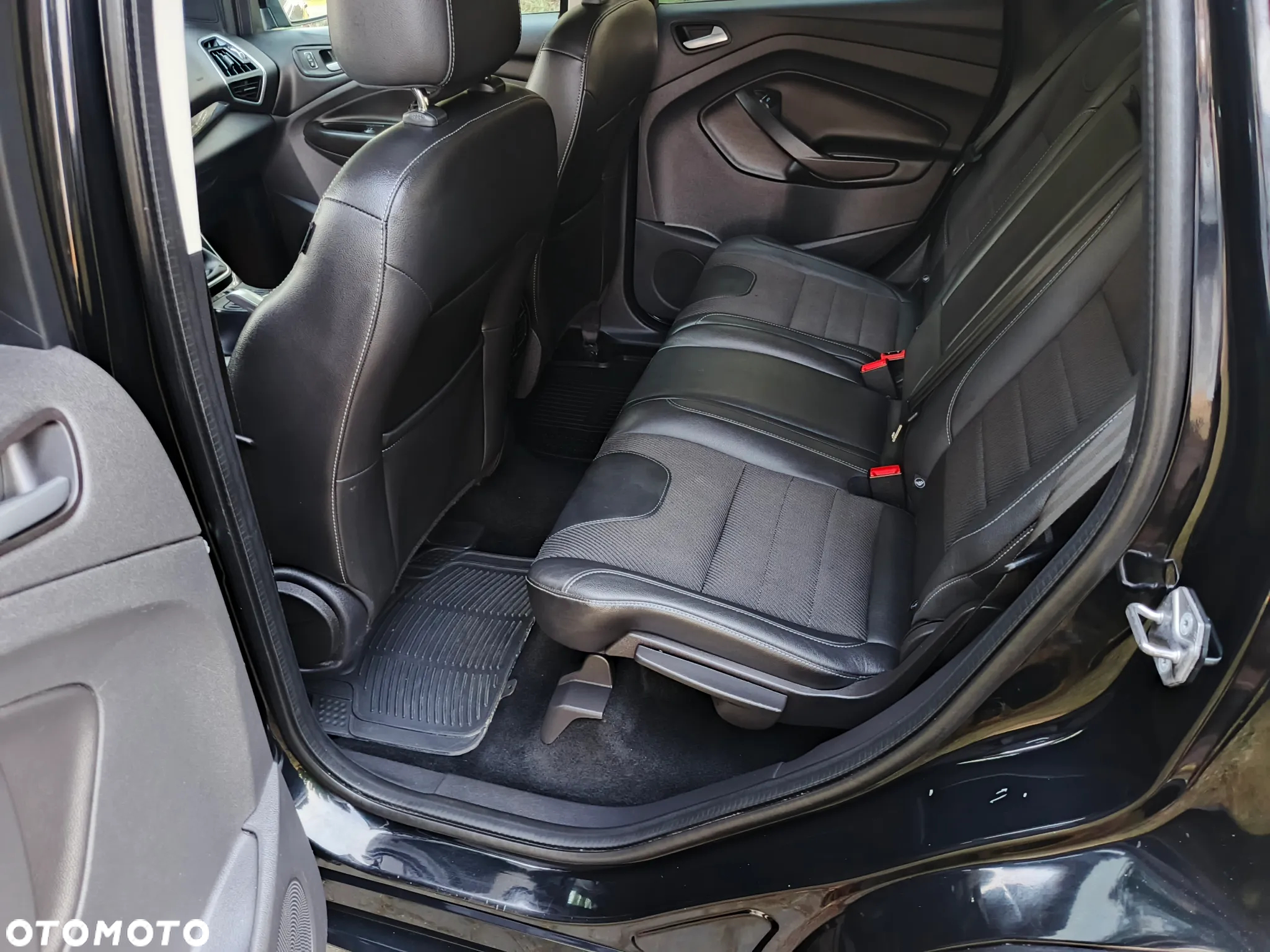 Ford Kuga 2.0 TDCi 4WD Titanium Plus - 16