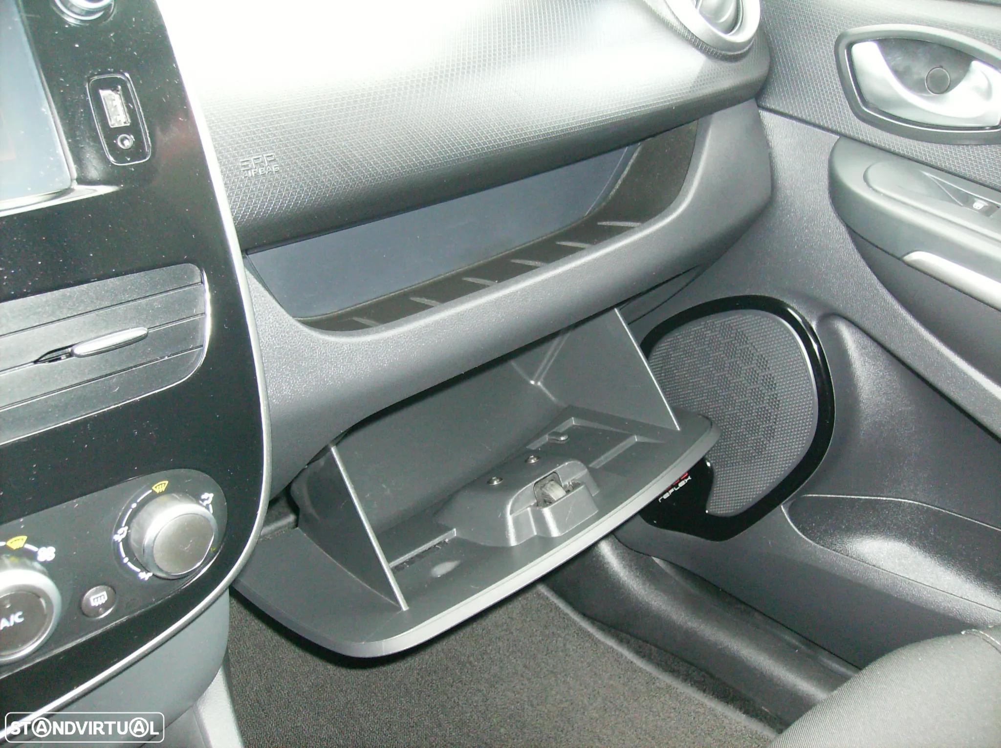 Renault Clio 0.9 TCe Limited Edition - 28