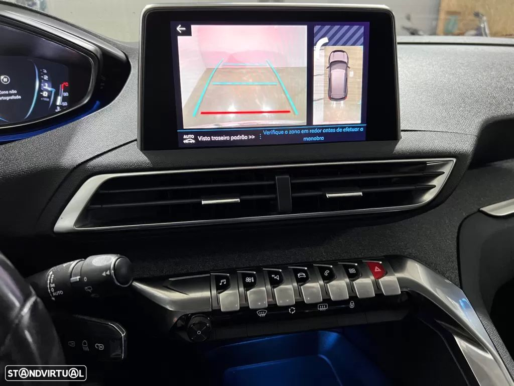 Peugeot 3008 1.6 BlueHDi Allure EAT6 J18 - 16
