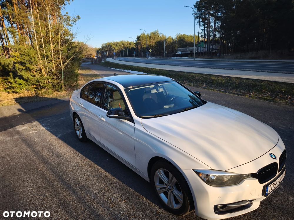 BMW Seria 3 318d Blue Performance Sport Line - 11